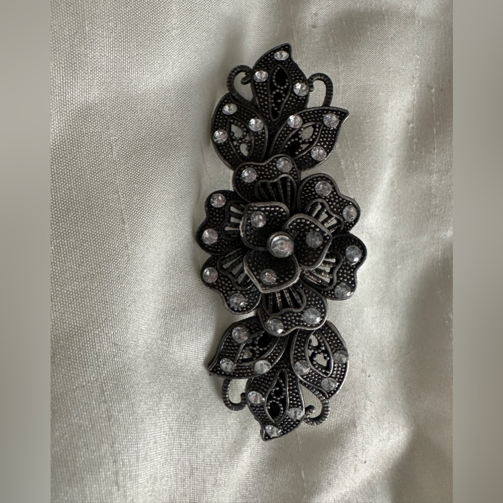 Hair clip